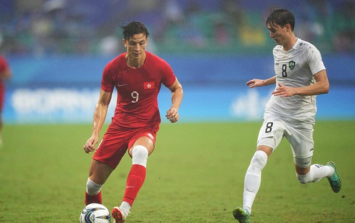 中国国家足球队在比赛中展现出色球风 中国国家足球队在比赛中展现出色球风