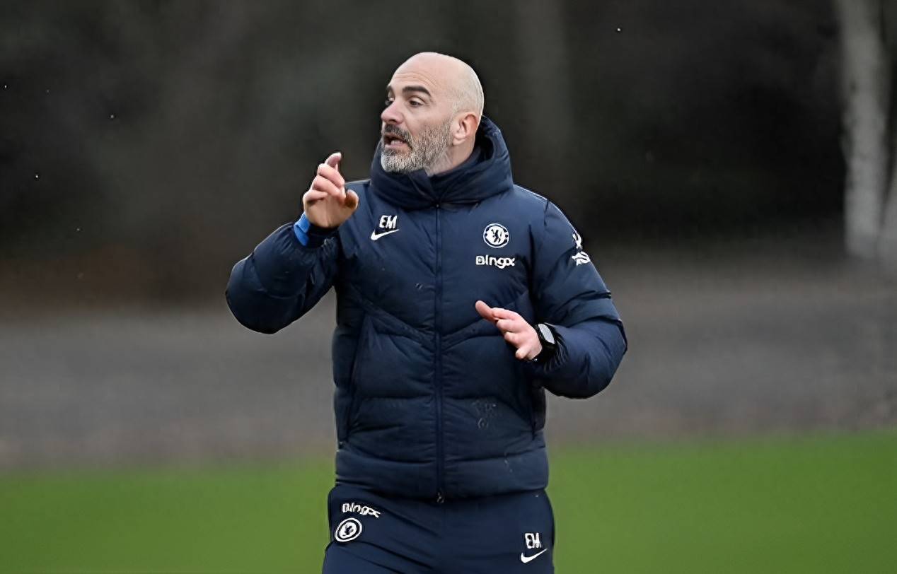 切尔西球员归队备战,期待赢得胜利的简单介绍 切尔西球员归队备战,期待赢得胜利的简单介绍