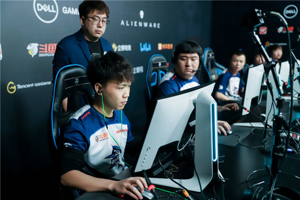 开云体育APP下载-汉堡SV主教练表示球队在推迟的比赛中会全力以赴的简单介绍