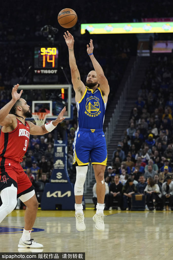 开云体育入口-勇士勉強取得勝利，庫里獨得分破局！