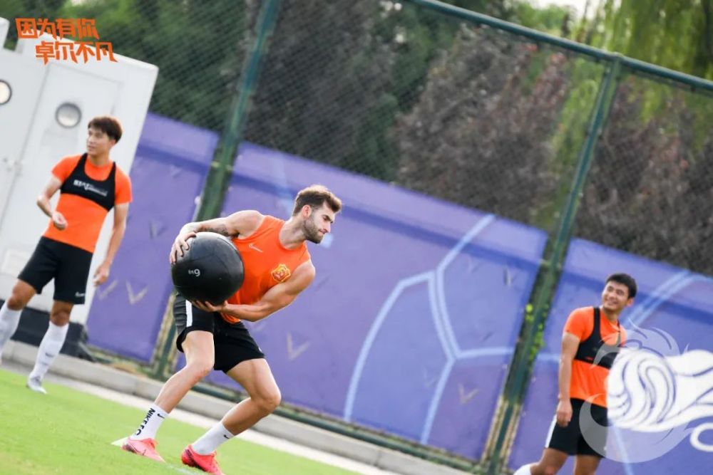 开云体育平台APP-韩国球队强势备战，迎接挑战