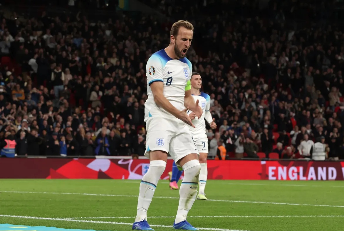 开云体育登录-包含英格兰悲情告别欧洲联赛，遭受不祥打击的词条