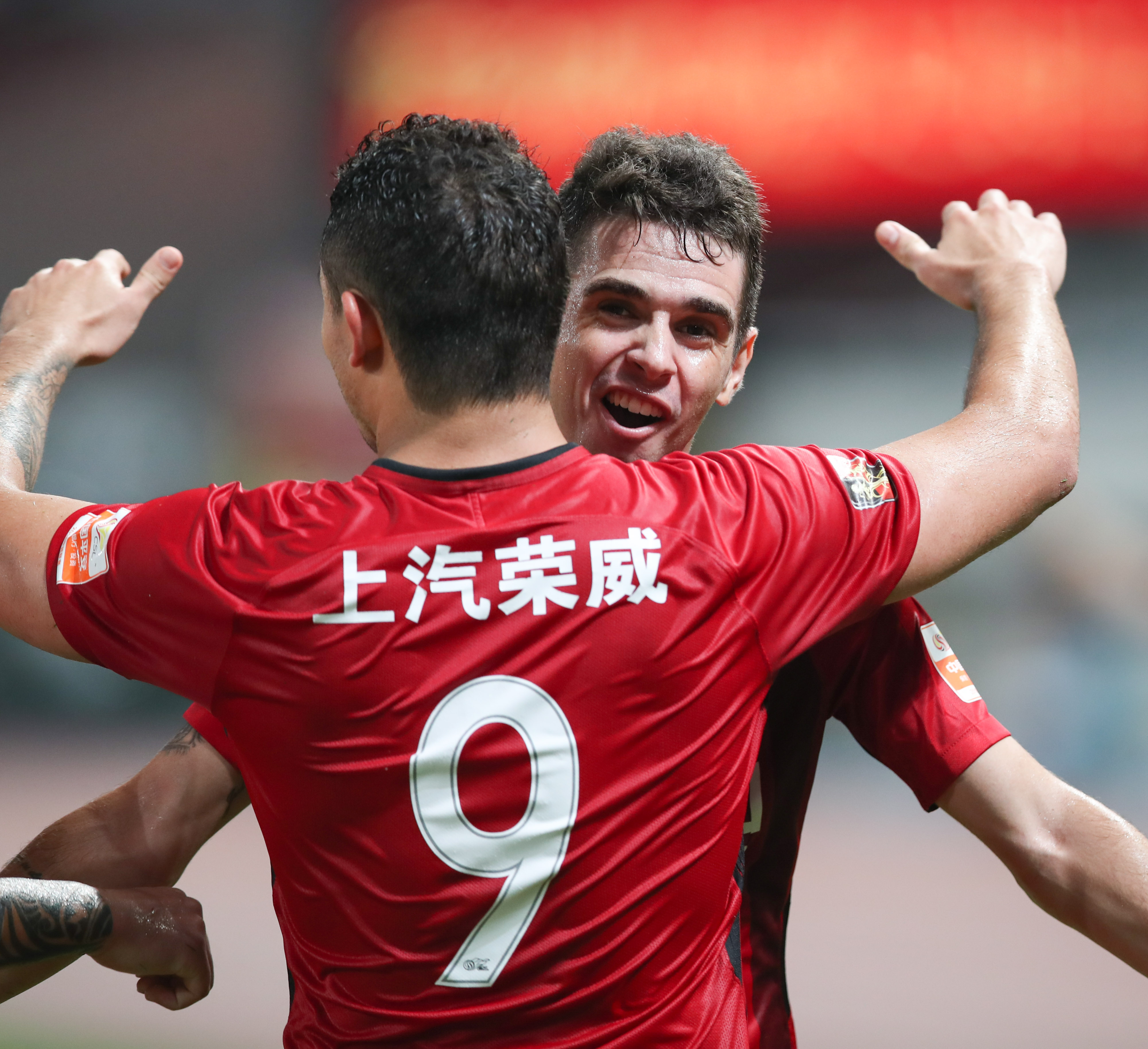 上港战平广州恒大,硬仗结束! 上港战平广州恒大,硬仗结束!