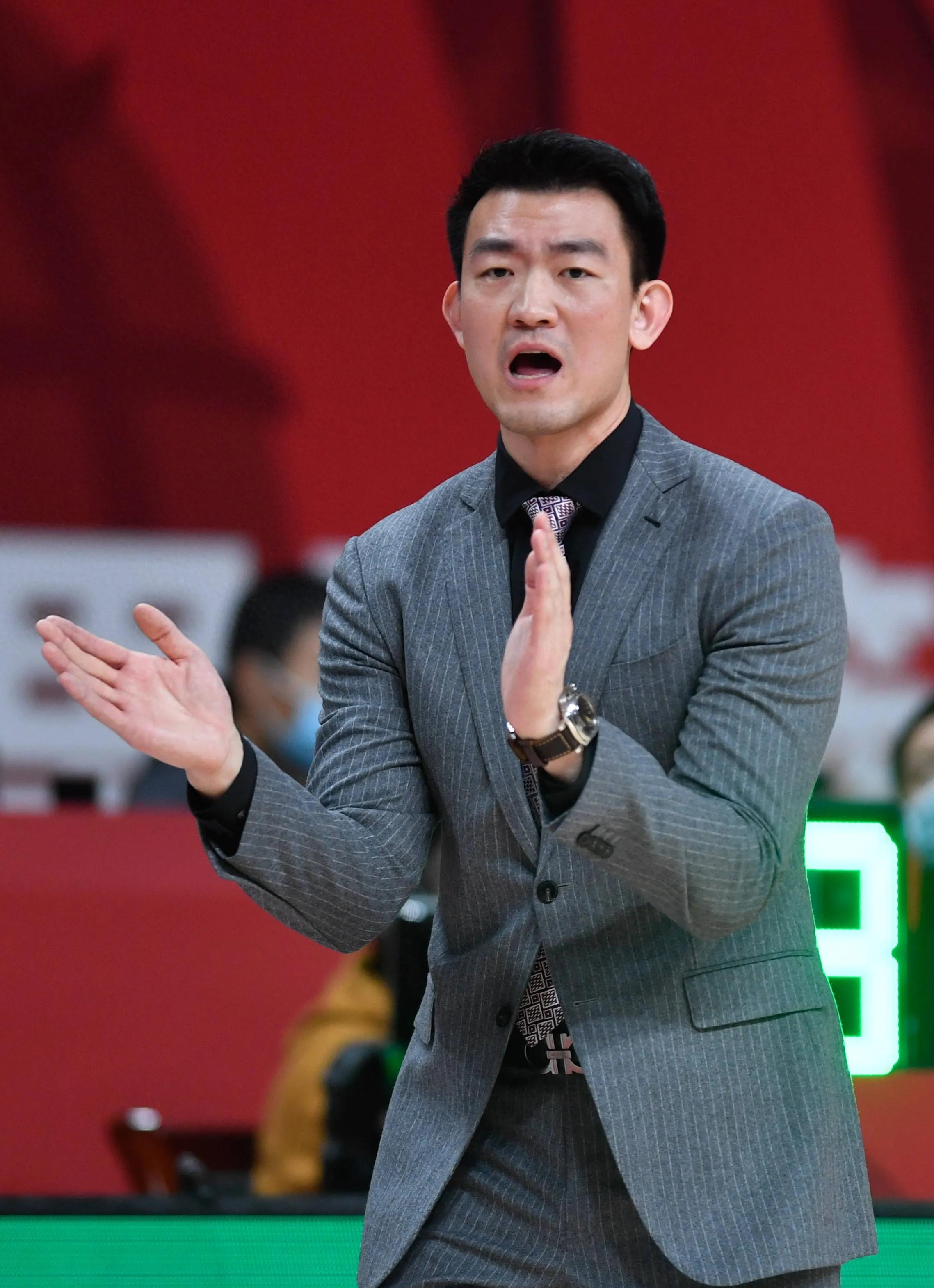 开云体育中国-比赛精彩！球员天赋爆发，场上大放异彩的简单介绍