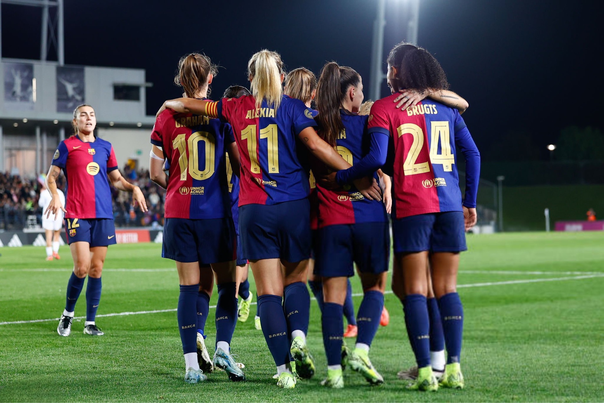 开云体育登录-西班牙女足备战友谊赛，为未来锻炼的简单介绍