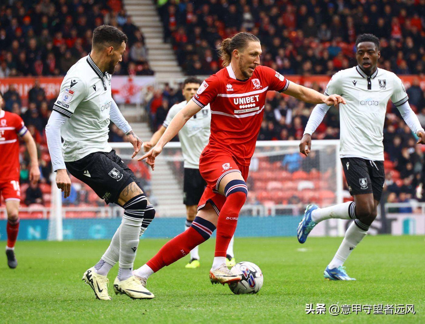 包含斯旺西连续不败，英冠升级形势渐行渐近的词条