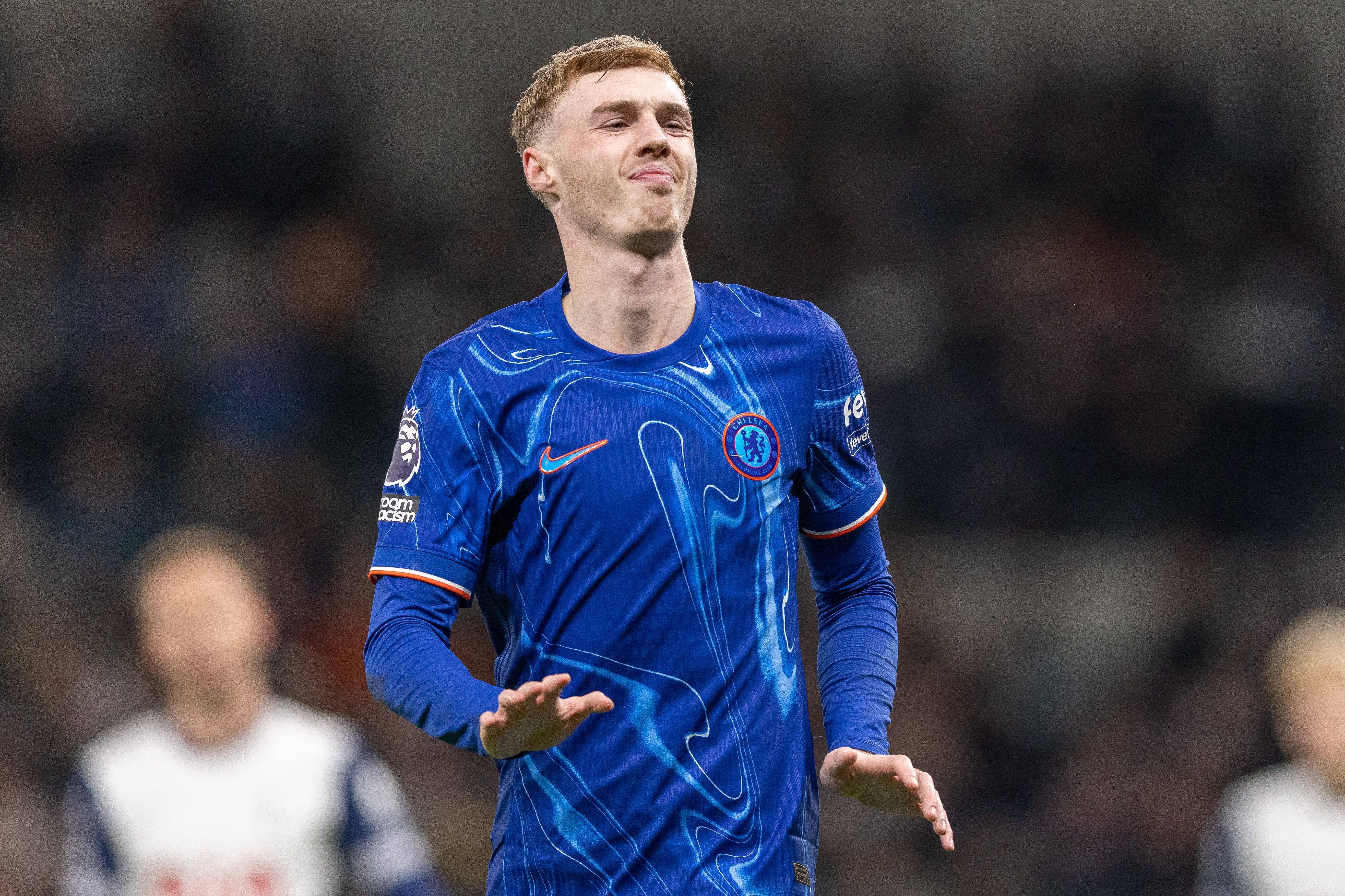 开云体育APP下载-英超转会市场热闹：切尔西签下西甲金靴