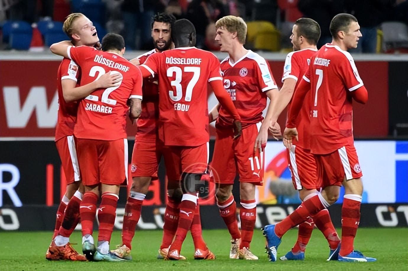 开云体育APP下载-杜塞尔多夫胜出，积分榜上逐渐跻身中游