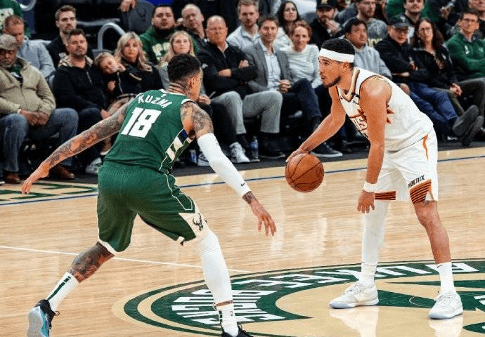 包含雄鹿打算在主场打败灰熊，防守端谁更出色？的词条