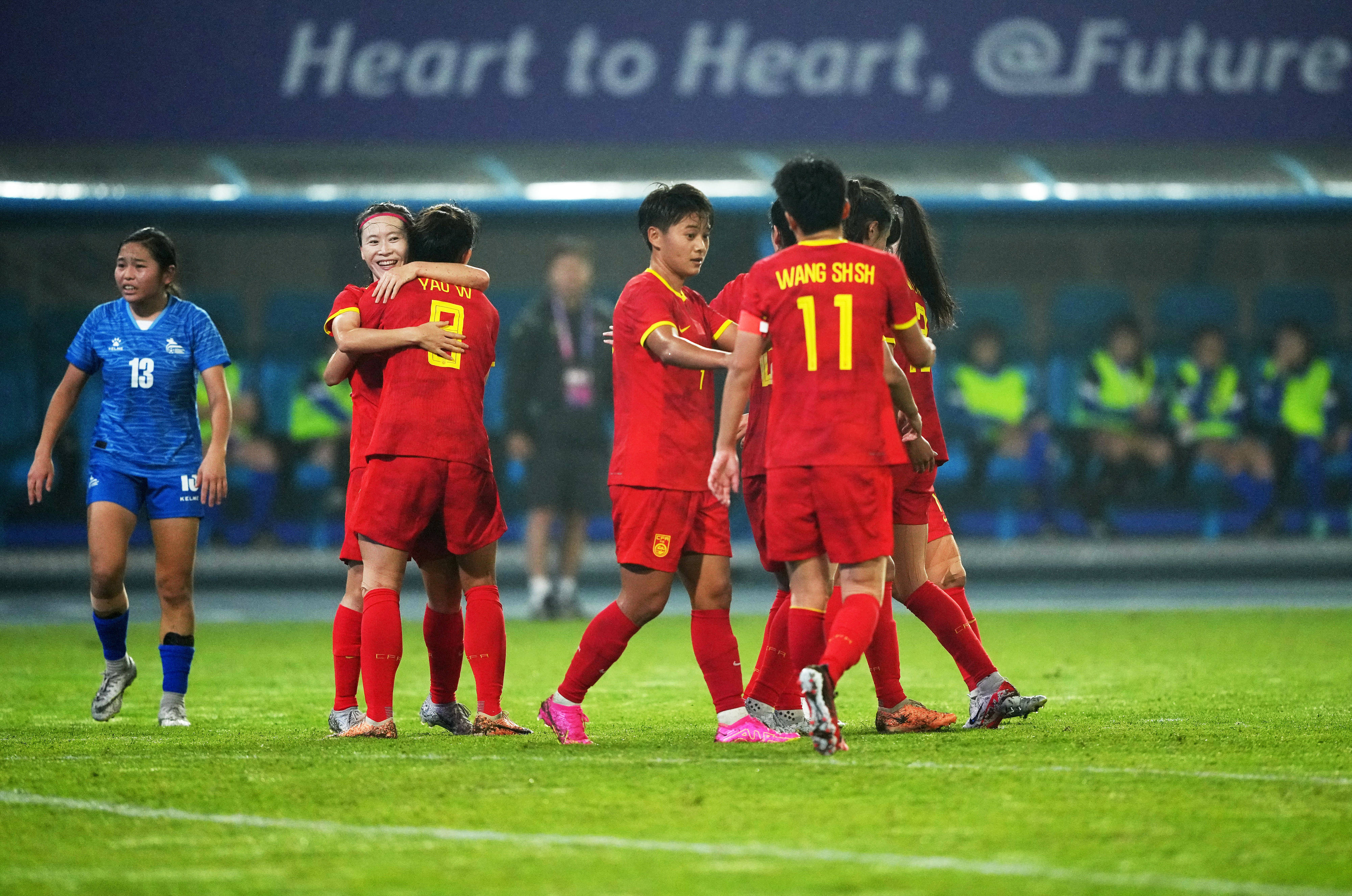 关于丹麦女足凭借进球差位力压对手,实力无人能敌的信息 关于丹麦女足凭借进球差位力压对手,实力无人能敌的信息