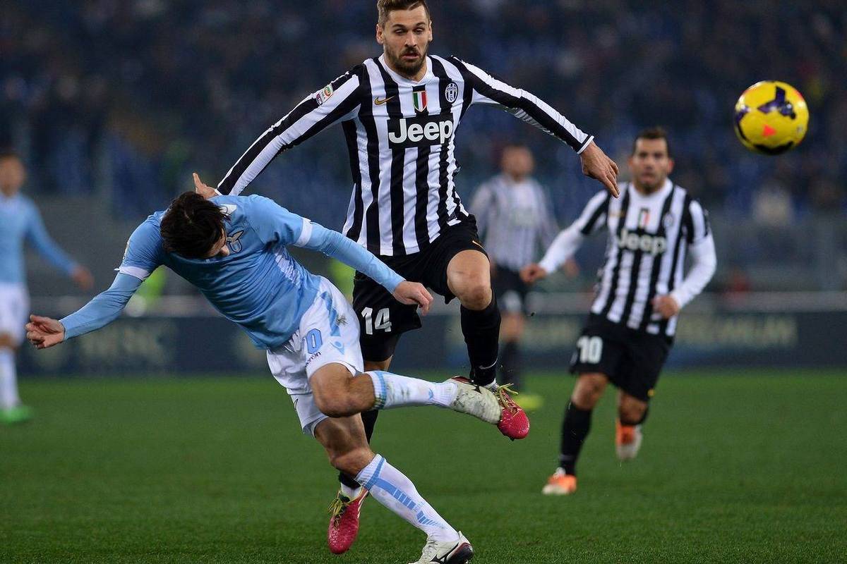 拉齐奥客场逆转胜利,罗马德比大获全胜 拉齐奥客场逆转胜利,罗马德比大获全胜