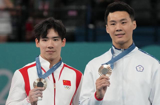 体操比赛中出现罕见失误，选手遗憾失冠的简单介绍