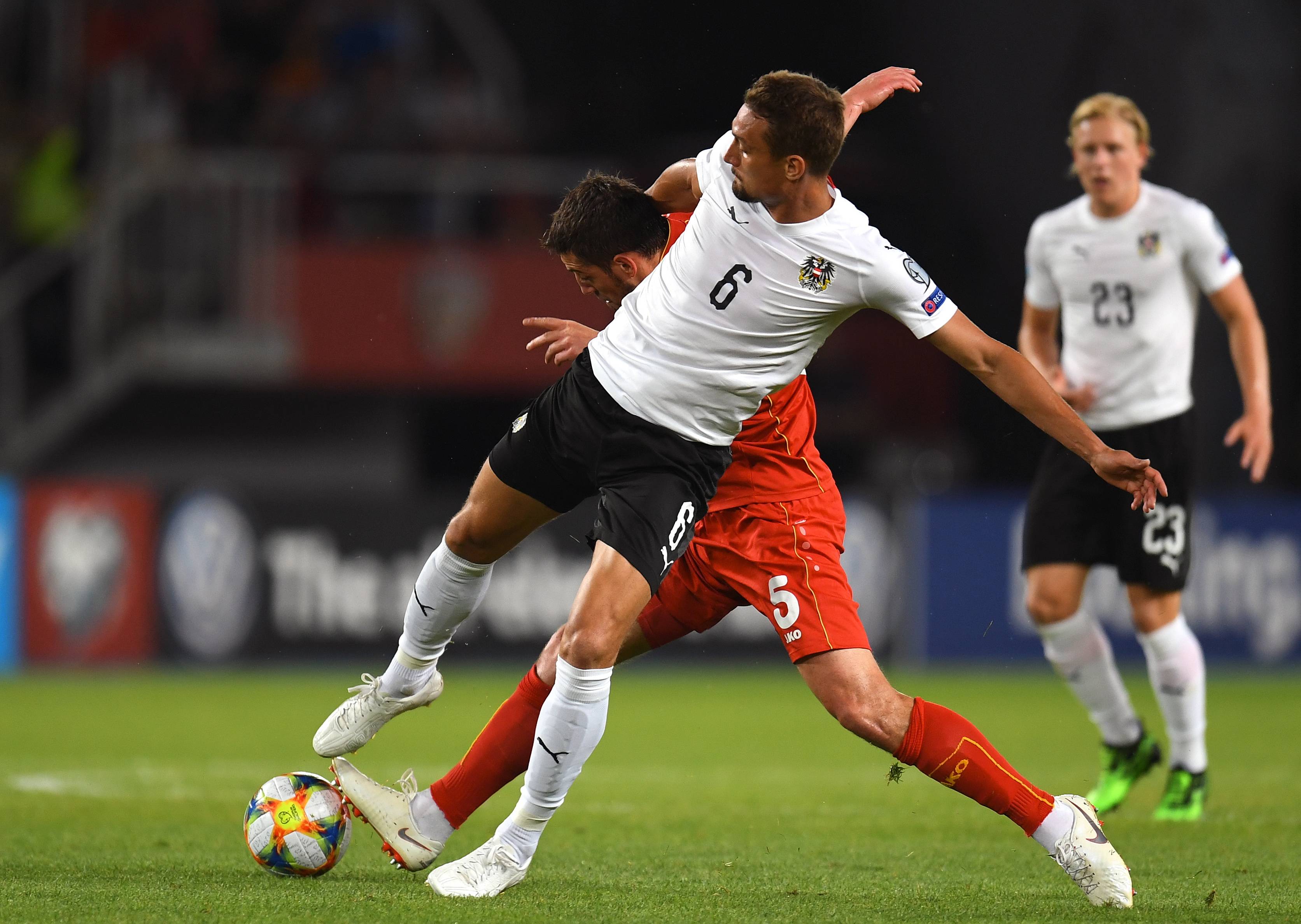 瑞士在对阵保加利亚的比赛中-击败对手 瑞士在对阵保加利亚的比赛中-击败对手