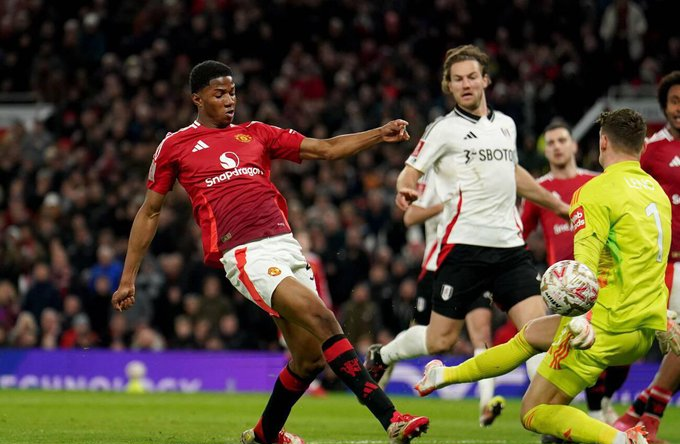 开云体育下载-布里斯托城绝杀富勒姆,英超保级赛逆风翻卷的简单介绍