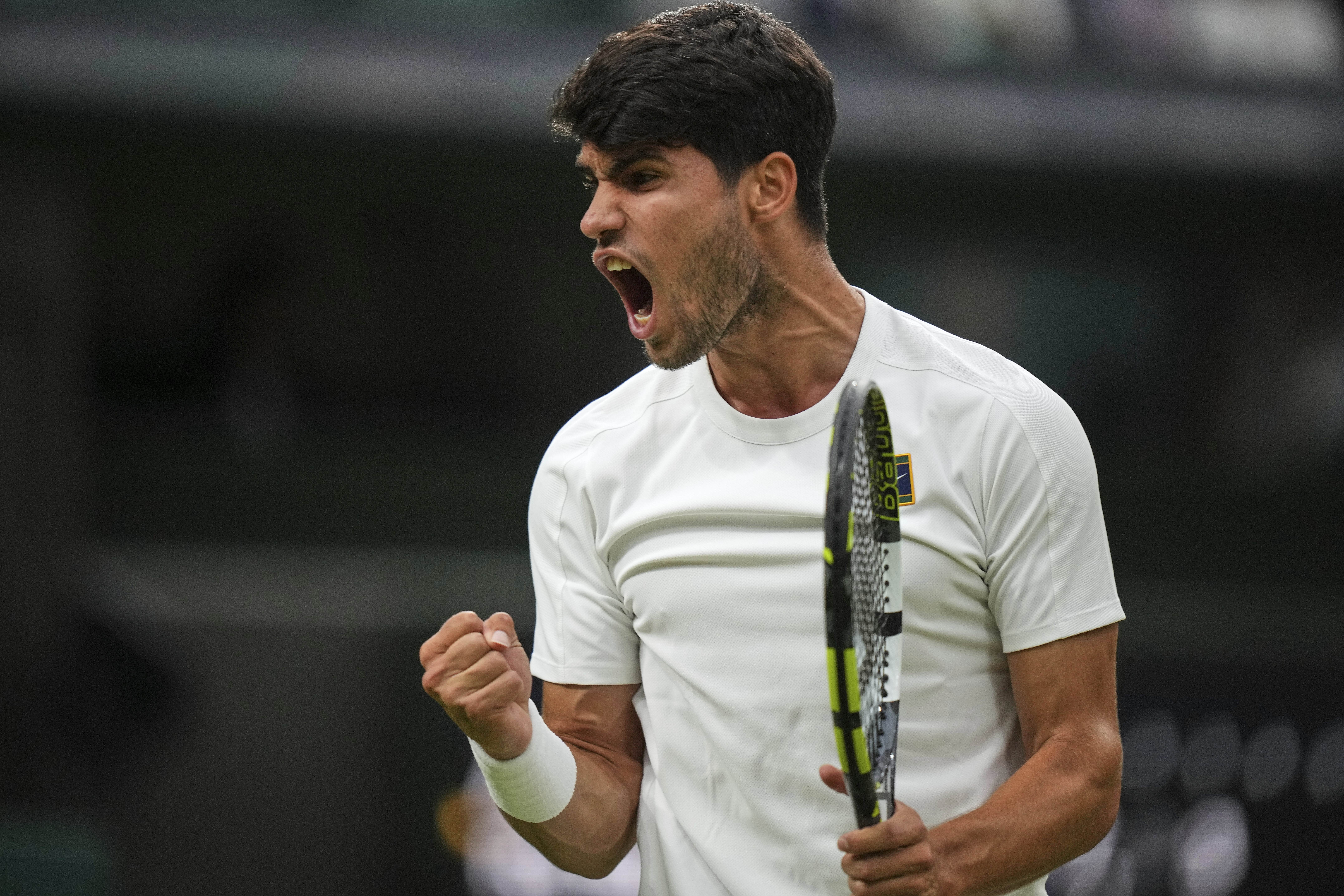 关于世界网球队逆转英国网球队，阿尔卡拉斯爆发神勇的信息