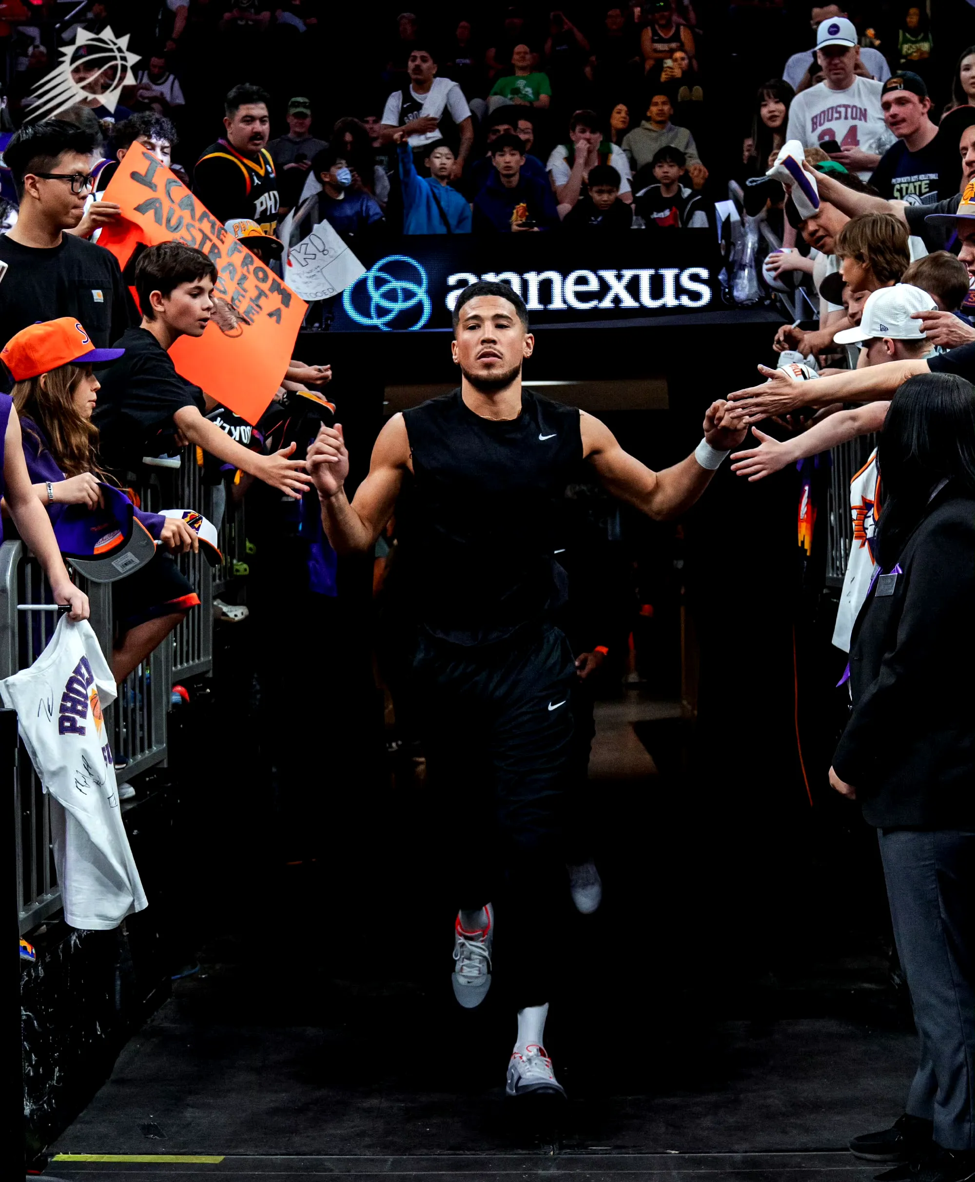 太阳负活塞,布克砍下27分的简单介绍 太阳负活塞,布克砍下27分的简单介绍