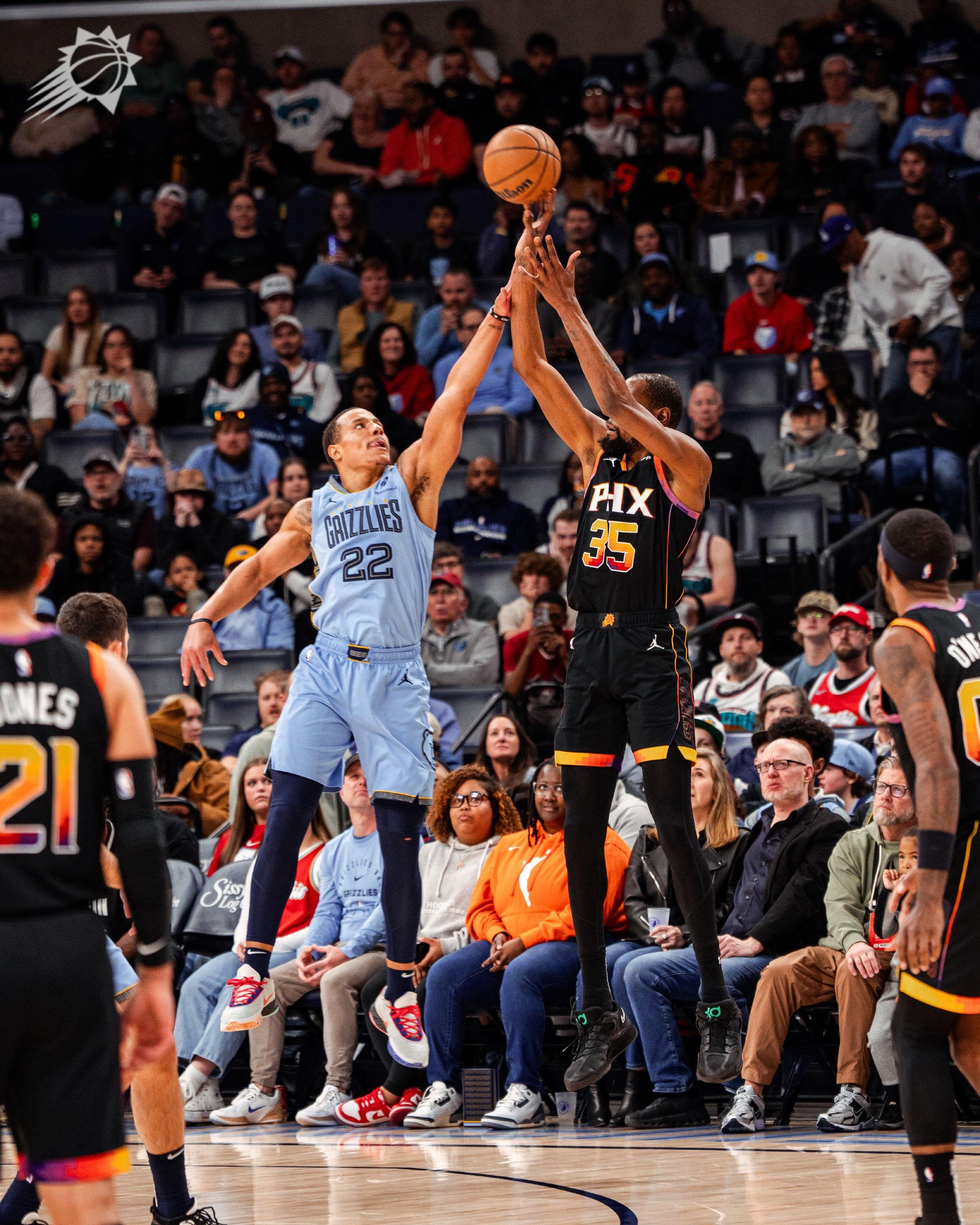 马刺轻取灰熊,杜兰特高光表现 马刺轻取灰熊,杜兰特高光表现