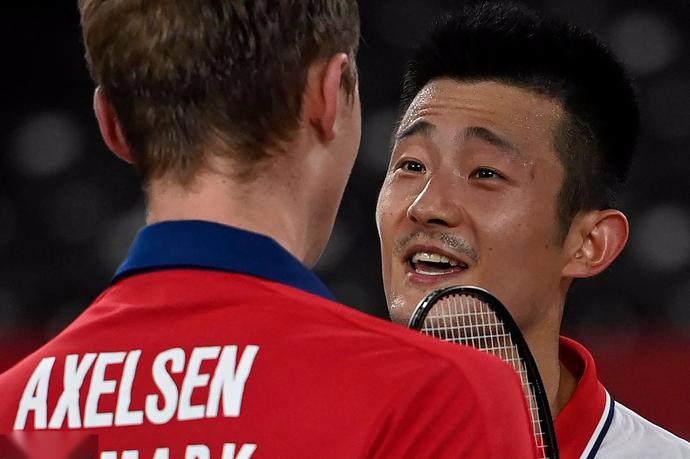 开云平台-日本队完胜泰国队,安赛龙扛起全队