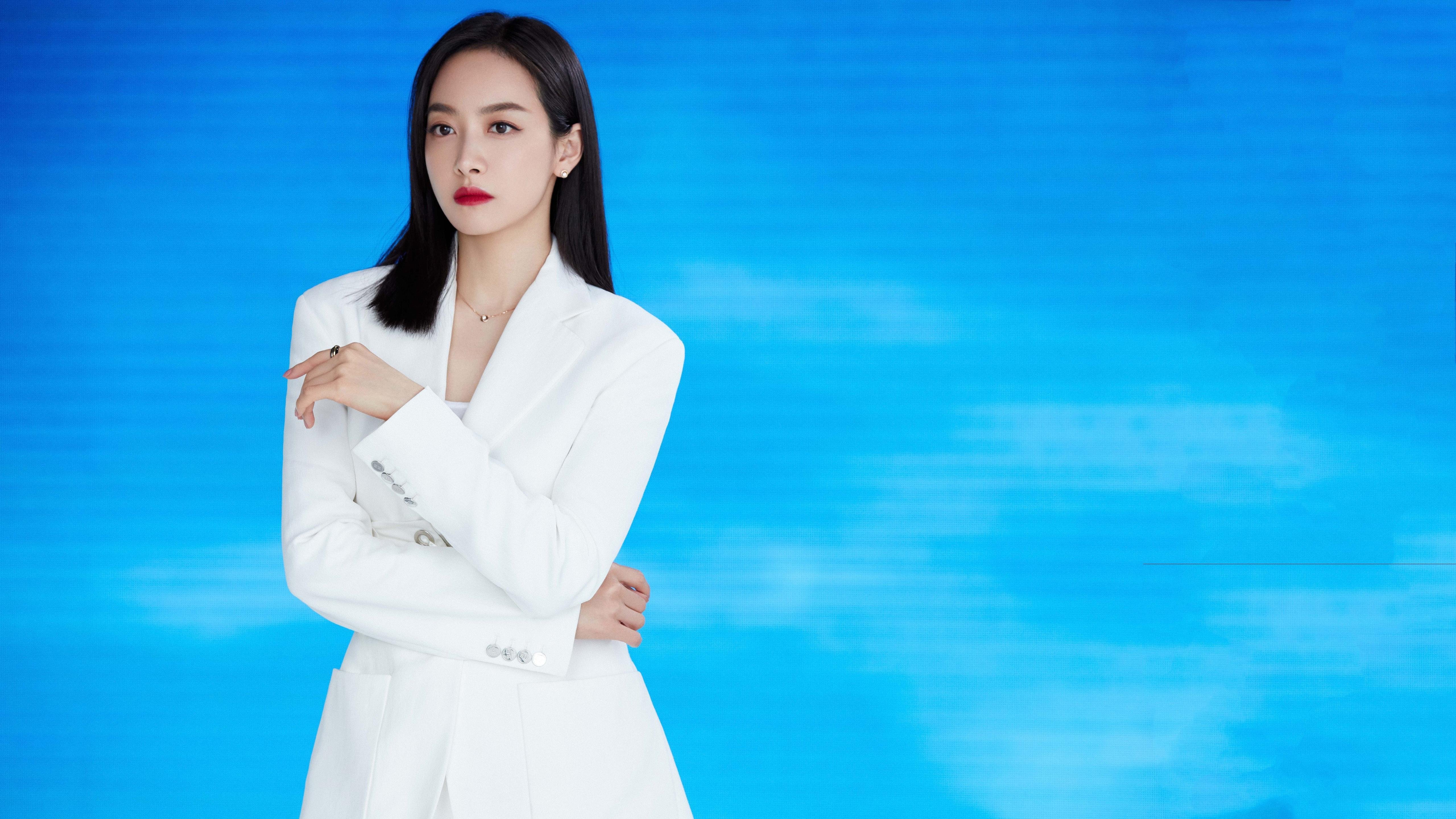 东道主卡塔尔三军用命，皮克一剑封喉智利