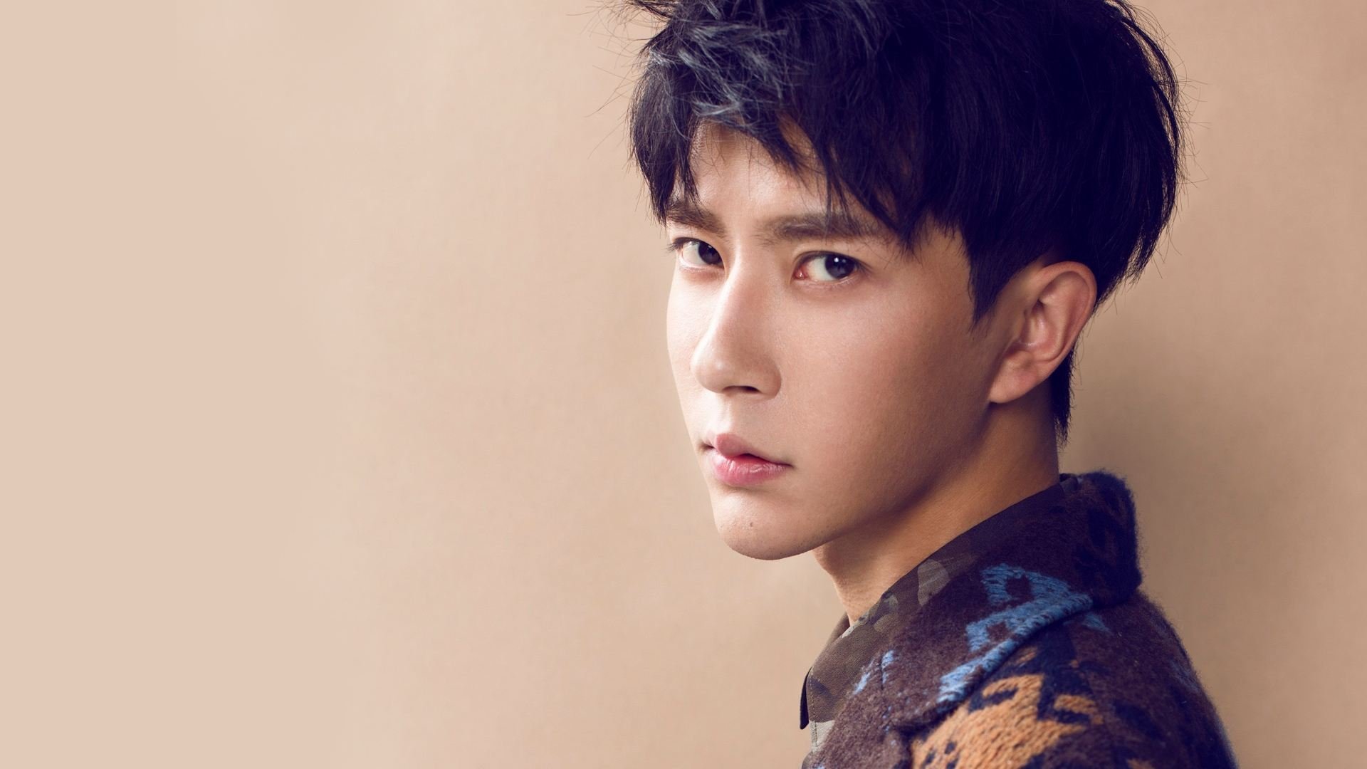 开云下载-淬火时刻，奥运周期关键战之夜，弗拉霍维奇个人能力完全展现