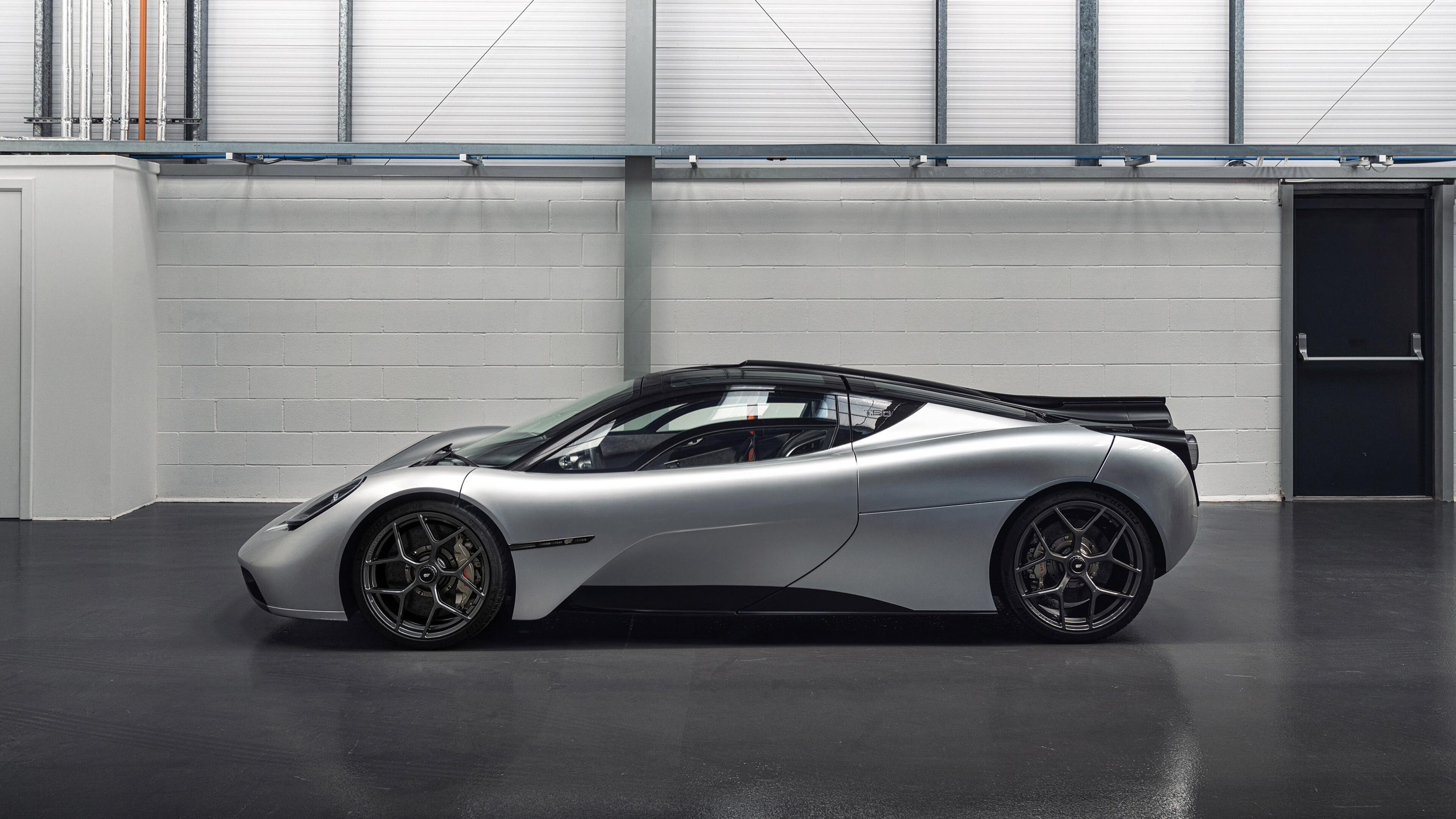 新疆队轻取76人，西亚卡姆关键制胜锁定胜局