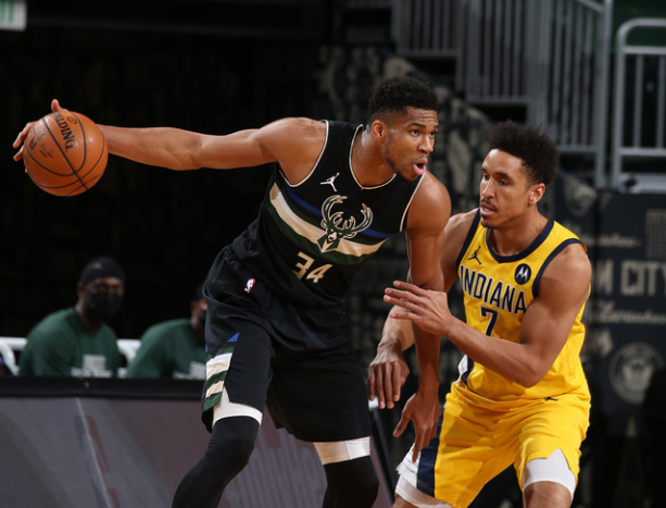 灰熊狂胜北京队，字母哥扛起全队